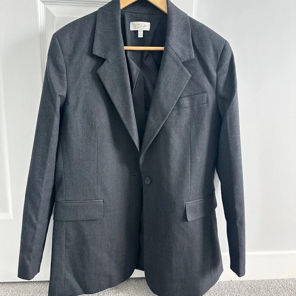 Blazer - Picture 1 of 6